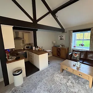 https://swallow-cottage-bishop-monkton.yorkshirehotels.net