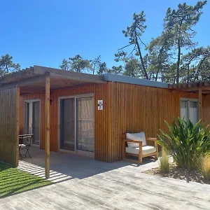 https://818-clube-nautico-bungalows.hotelaalgarve.com